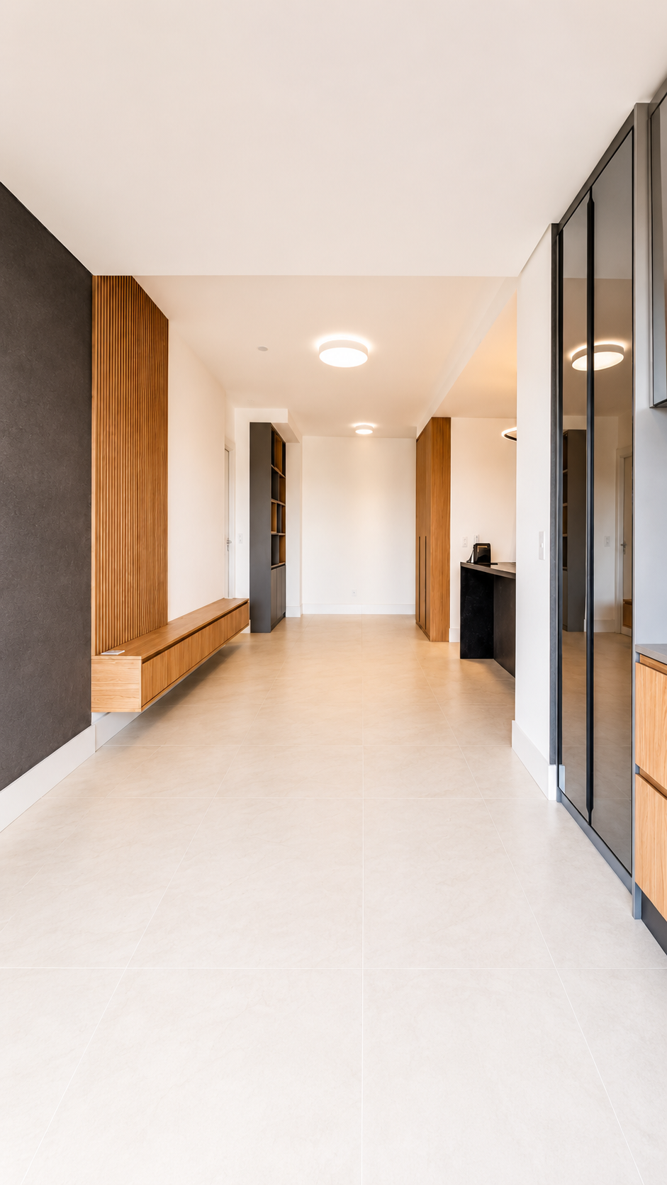 Dinamismo e Exclusividade: 132m² de Puro Conforto no Centro de Tudo - Imagem 2