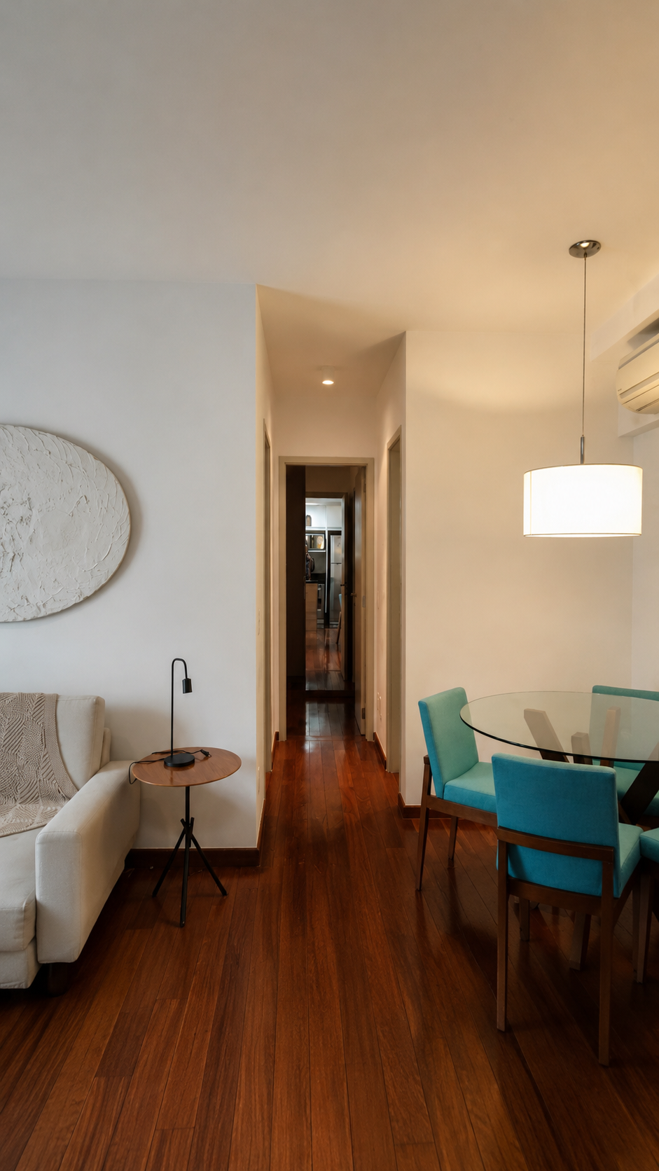 Pronto para Morar: Lindo Apartamento Mobiliado de 68m² com Suíte - Imagem 2