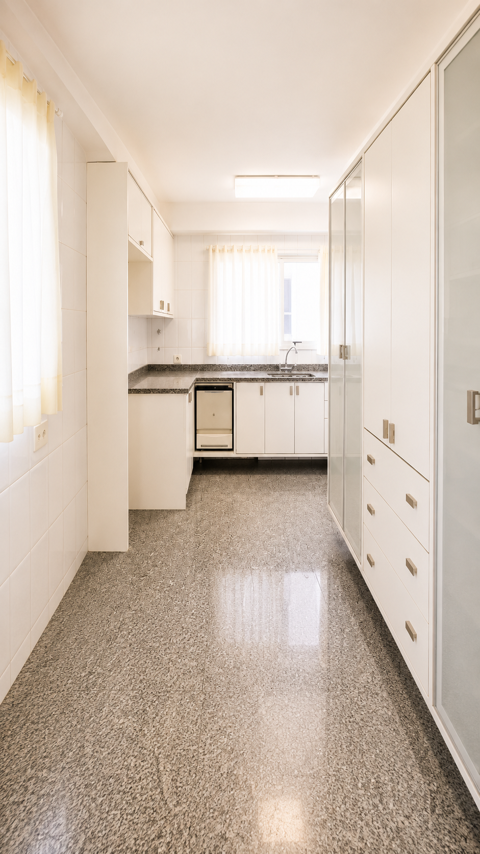 Exclusividade na Região do Paraíso: 200m², Lazer e 4 Vagas de Garagem - Imagem 9