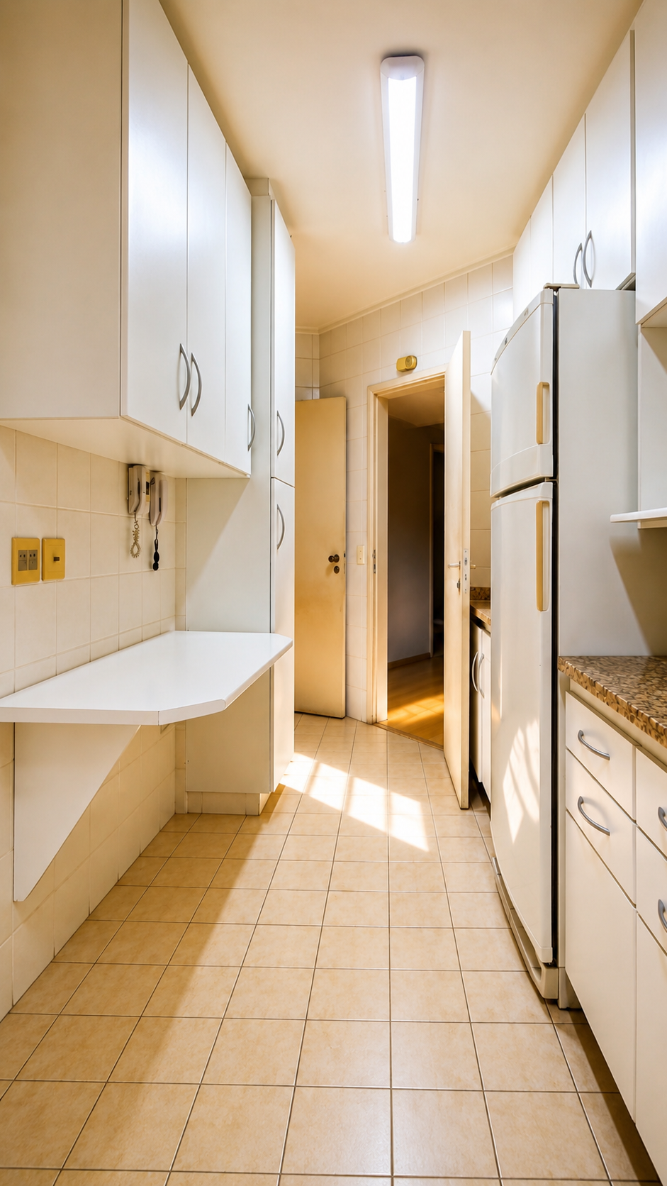 Amplo Apartamento de 128m² com 3 Quartos (1 Suíte) e 2 Vagas na Vila Nova Conceição - Imagem 5